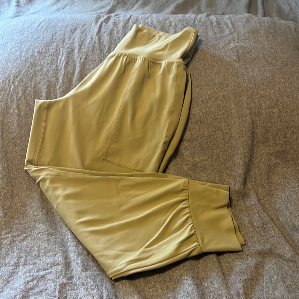 Athleta Crop Joggers